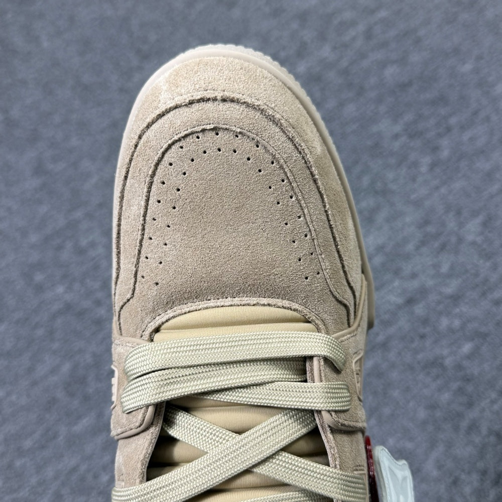 트레이너 스니커즈 (Trainer sneakers)