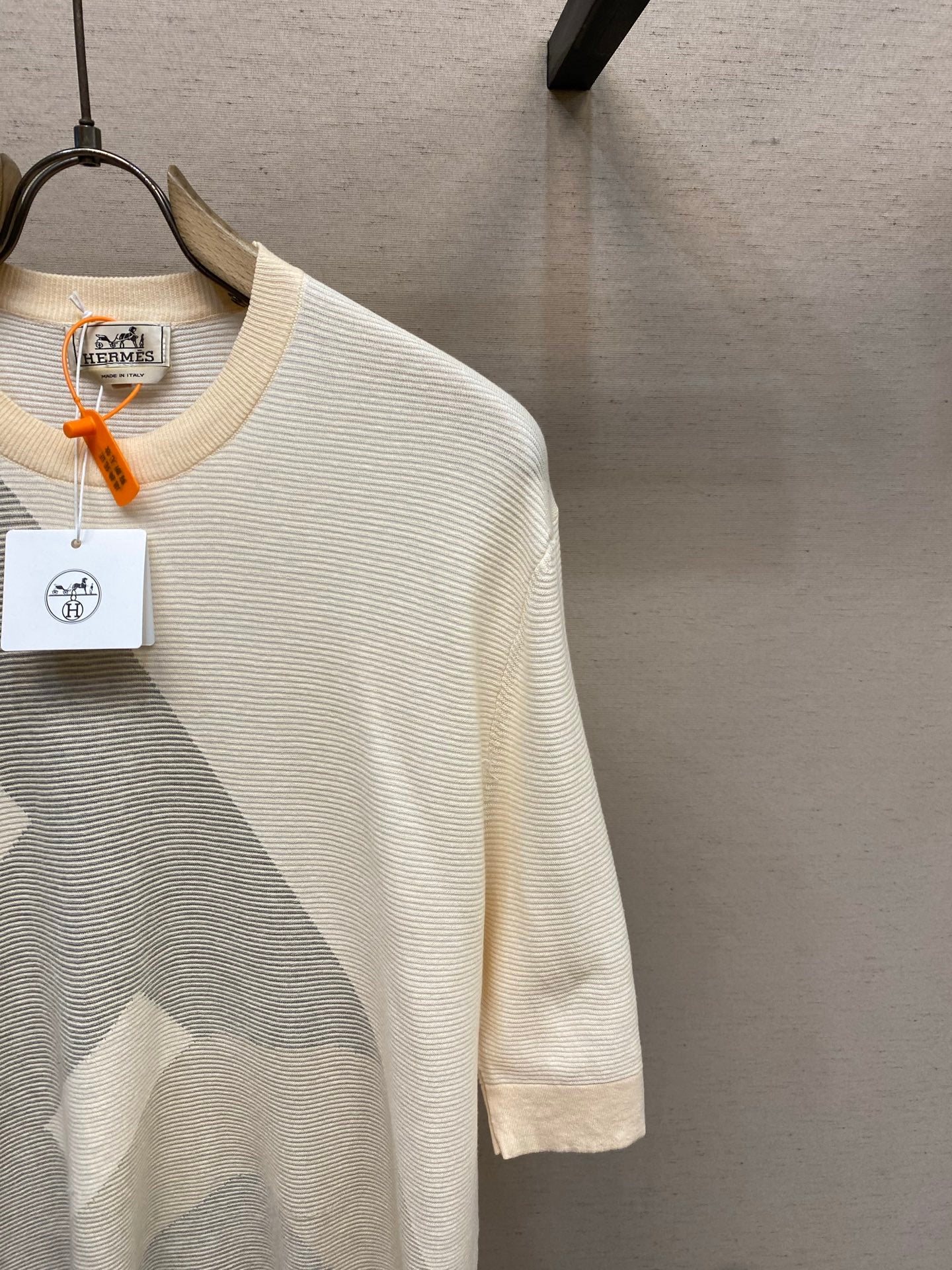 듄 누드 티셔츠 (Dune Nude T-shirt)