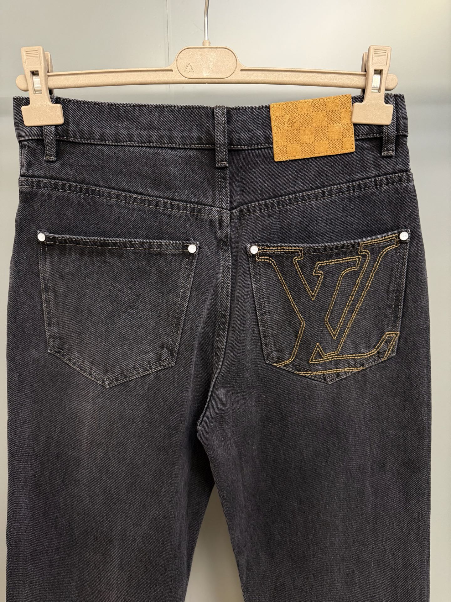 레그 진 (leg jeans)