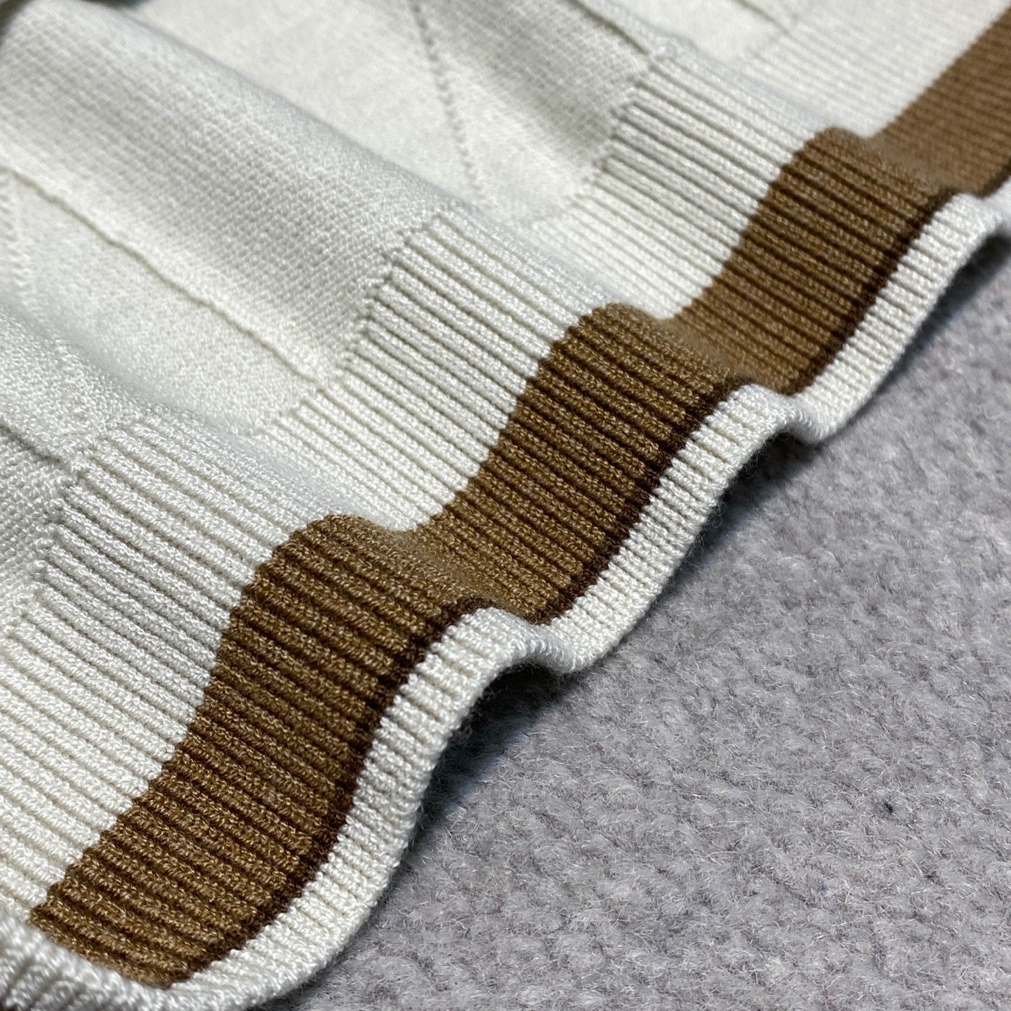 텐셀 니트 (tencel knit)