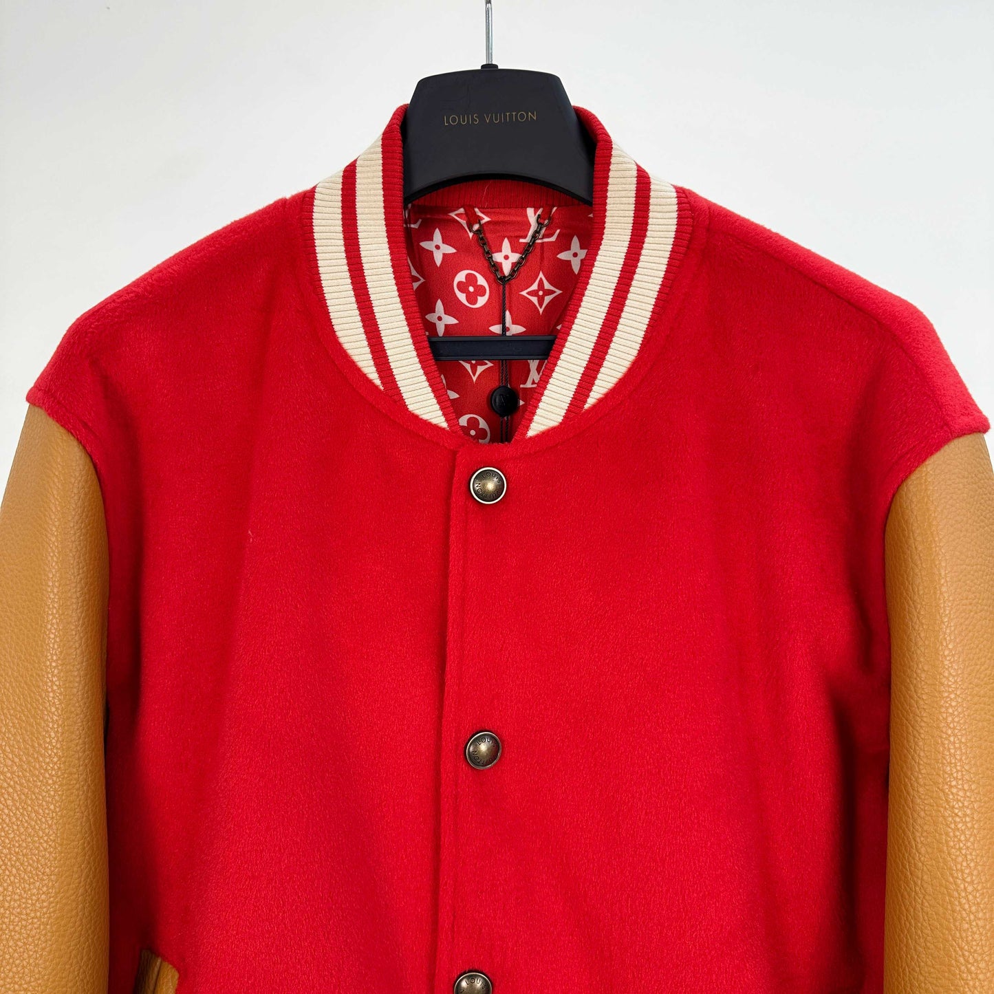 콘트라스트 야구점퍼 (Contrast baseball jumper)
