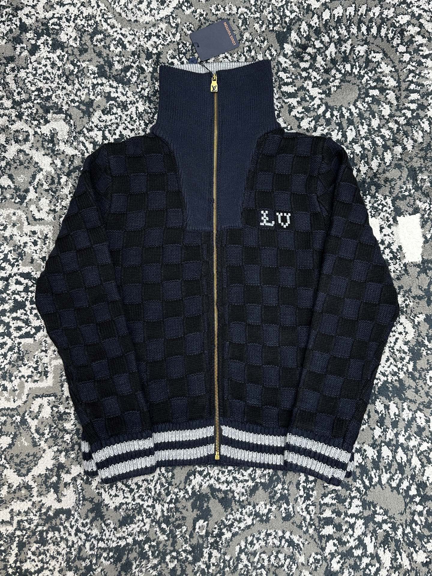다미에 니트가디건 (Damier knit cardigan)