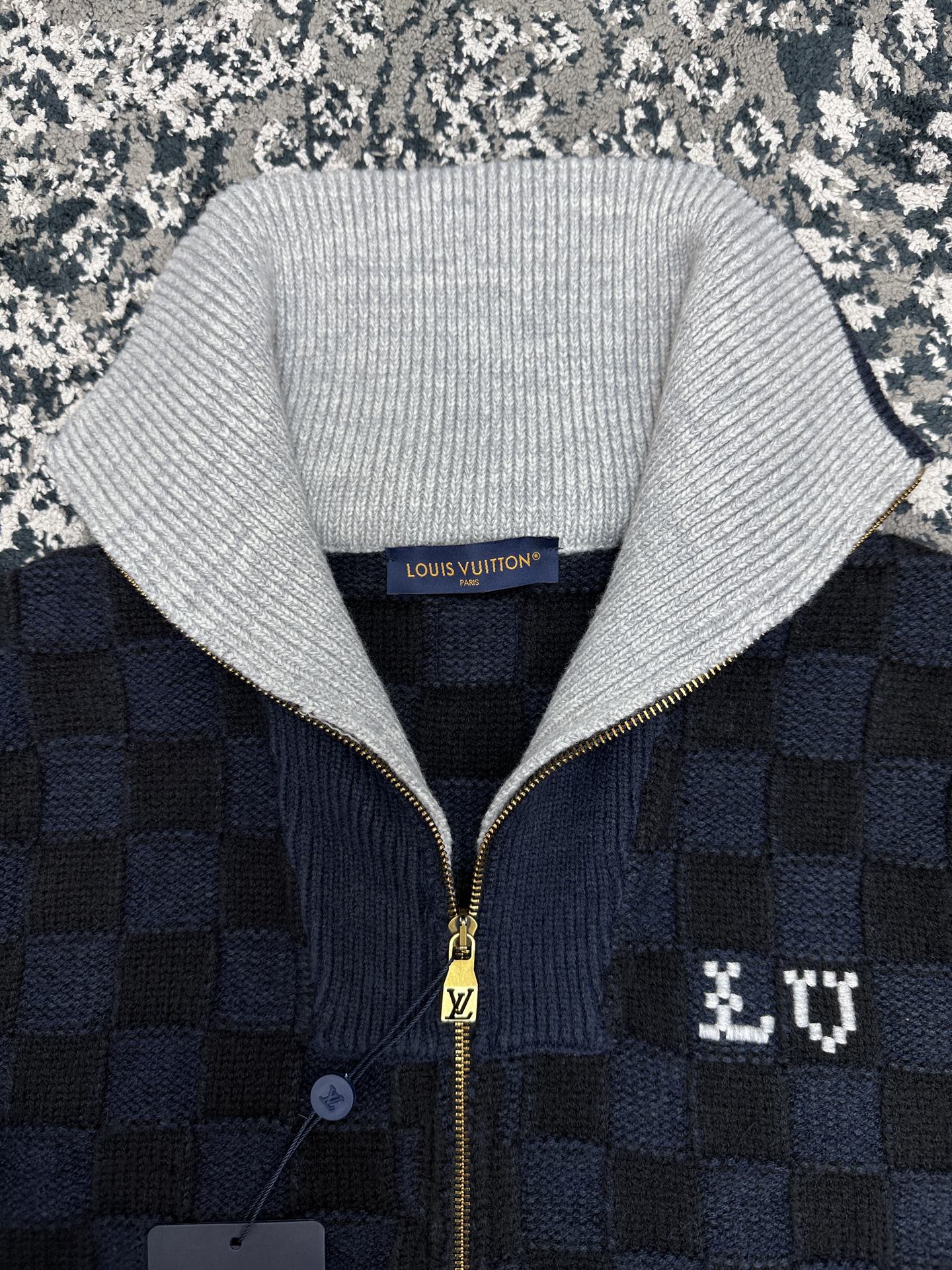 다미에 니트가디건 (Damier knit cardigan)