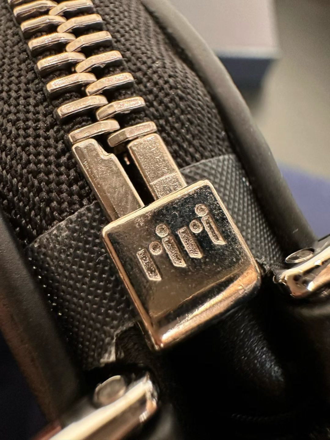 레더 폴더블 미니백 (Leather Foldable Mini Bag)