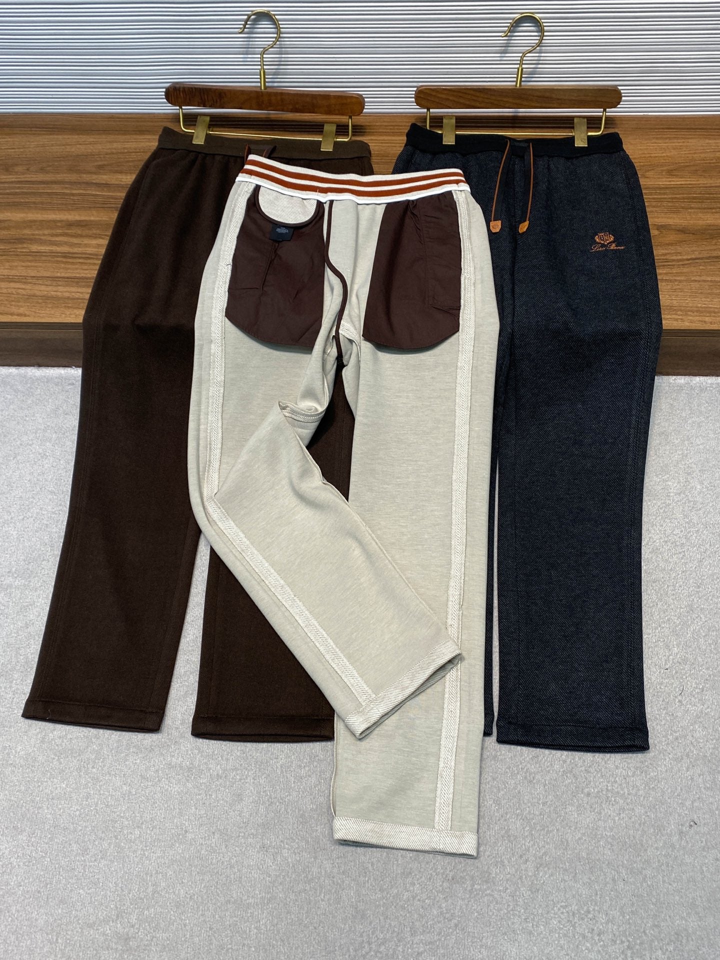 브러시드 밴딩팬츠 (Brushed banding pants)