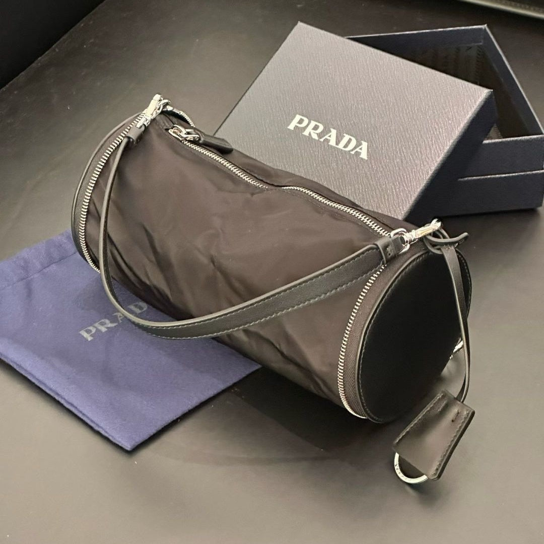 레더 폴더블 미니백 (Leather Foldable Mini Bag)