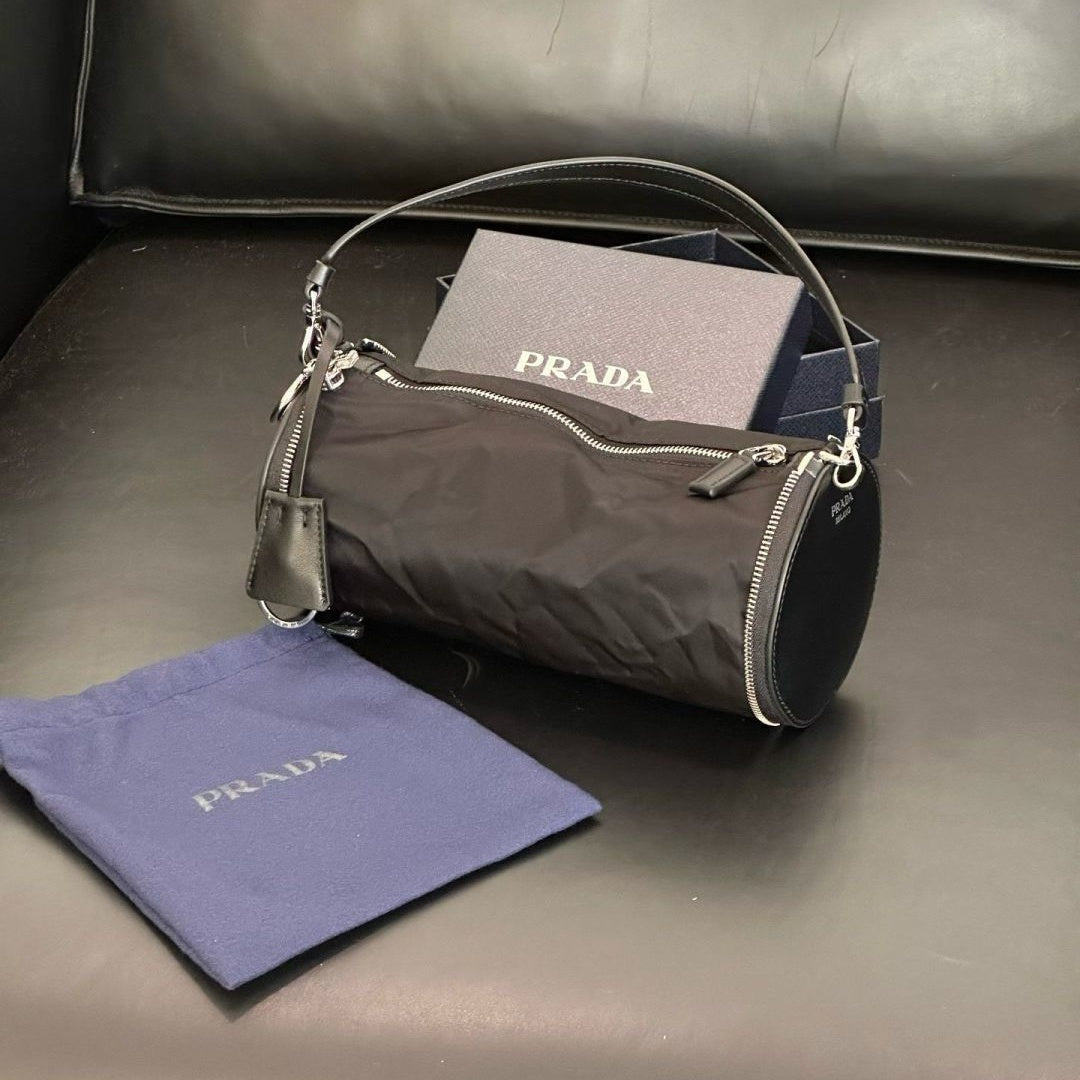레더 폴더블 미니백 (Leather Foldable Mini Bag)