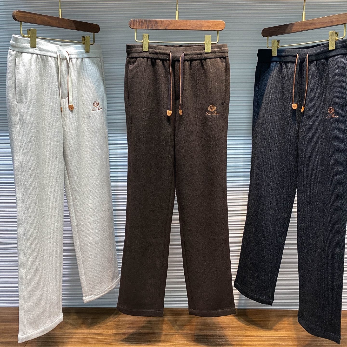 브러시드 밴딩팬츠 (Brushed banding pants)