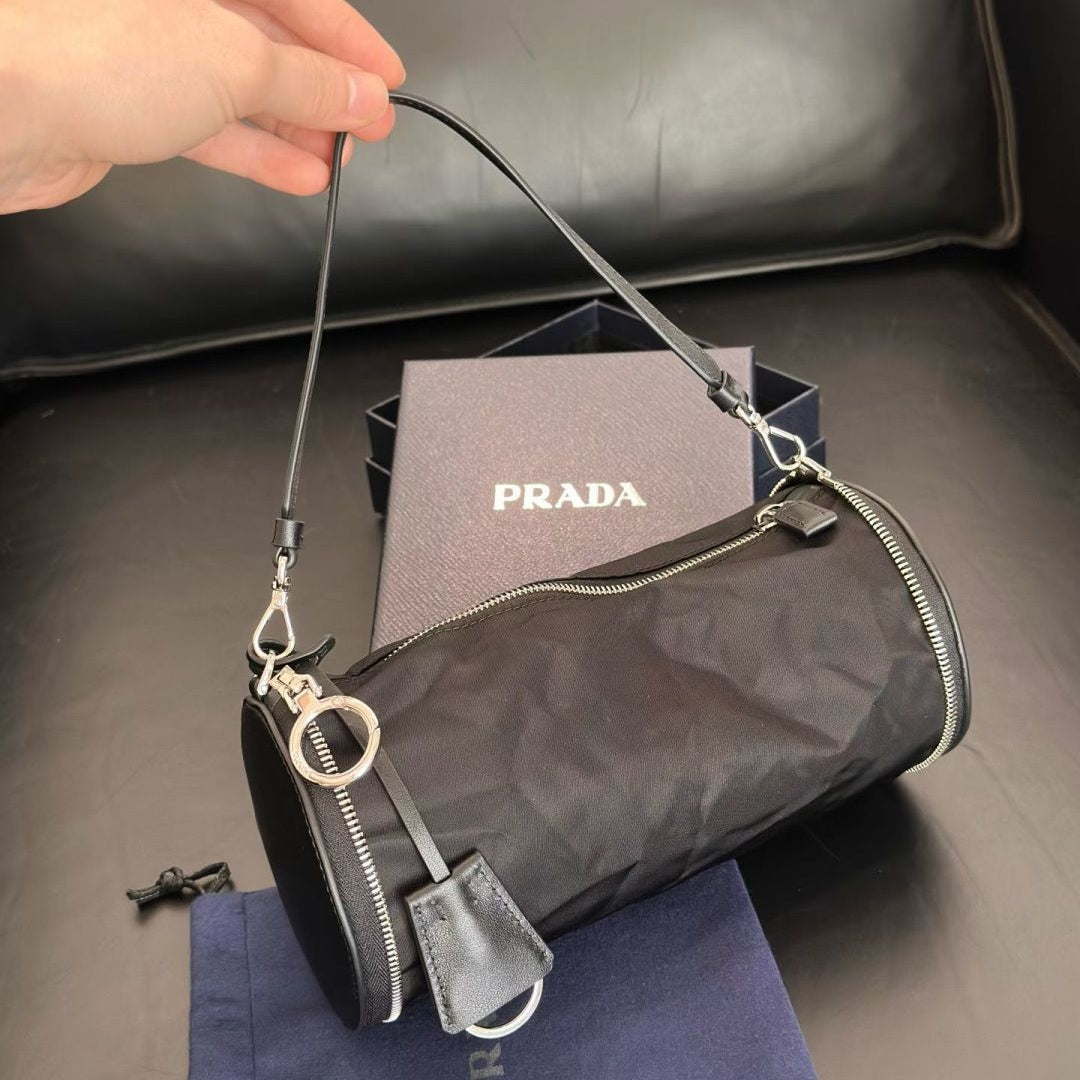 레더 폴더블 미니백 (Leather Foldable Mini Bag)