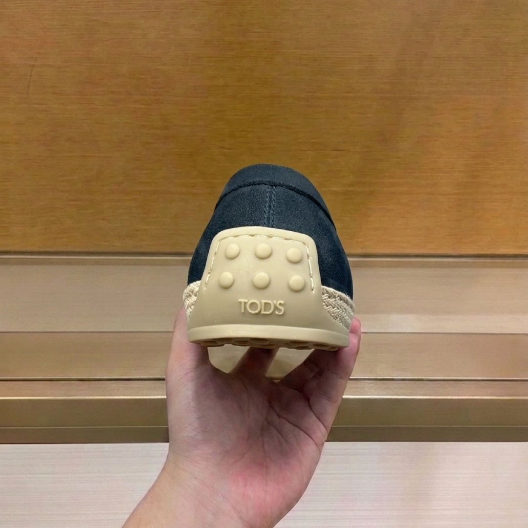 워터 다이드 로퍼 (Water-dyed loafers)