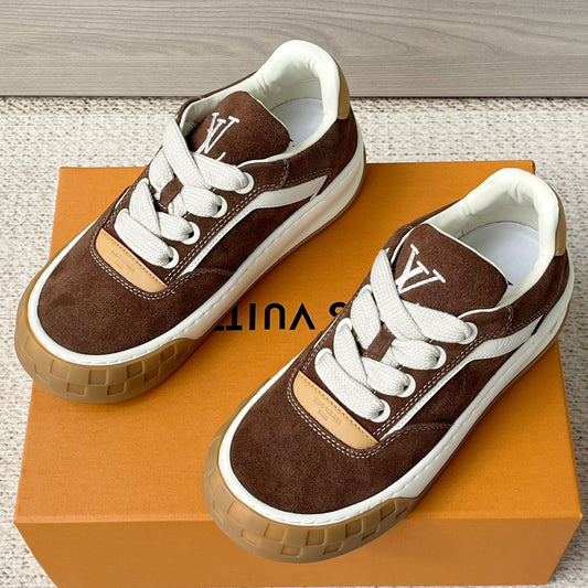 트레이너 스니커즈 (trainer sneakers)