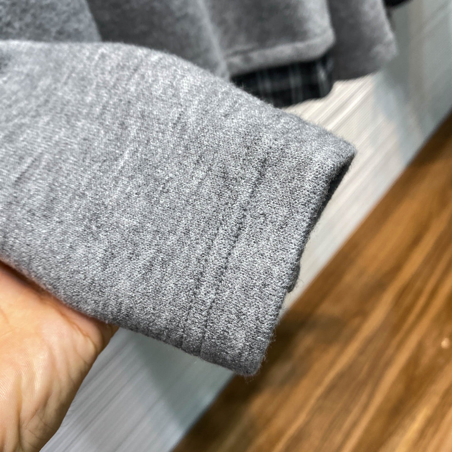 울 블렌드티셔츠 (Wool blend t-shirt)