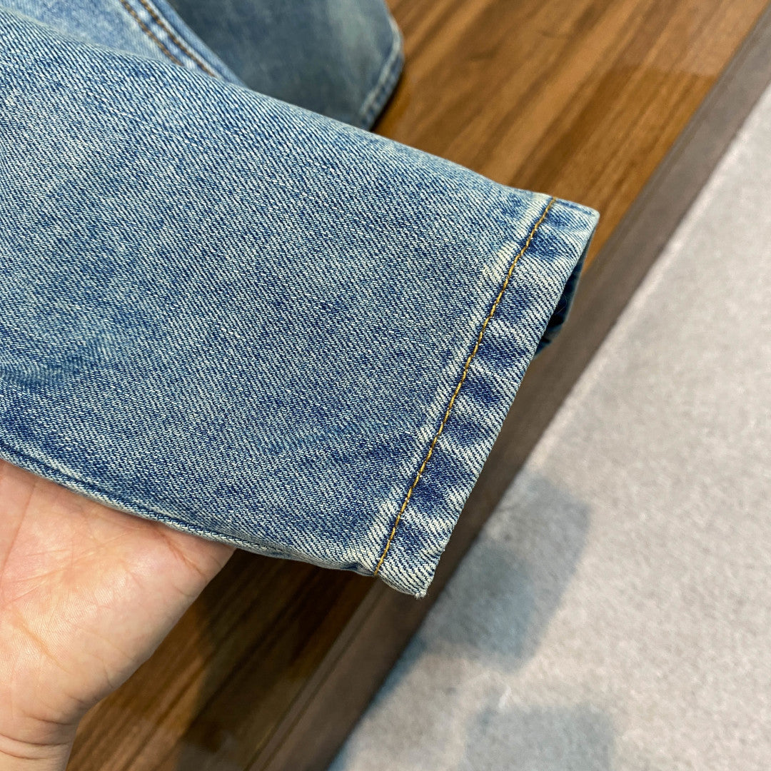 인디고 워싱 청바지 (Indigo washed jeans)