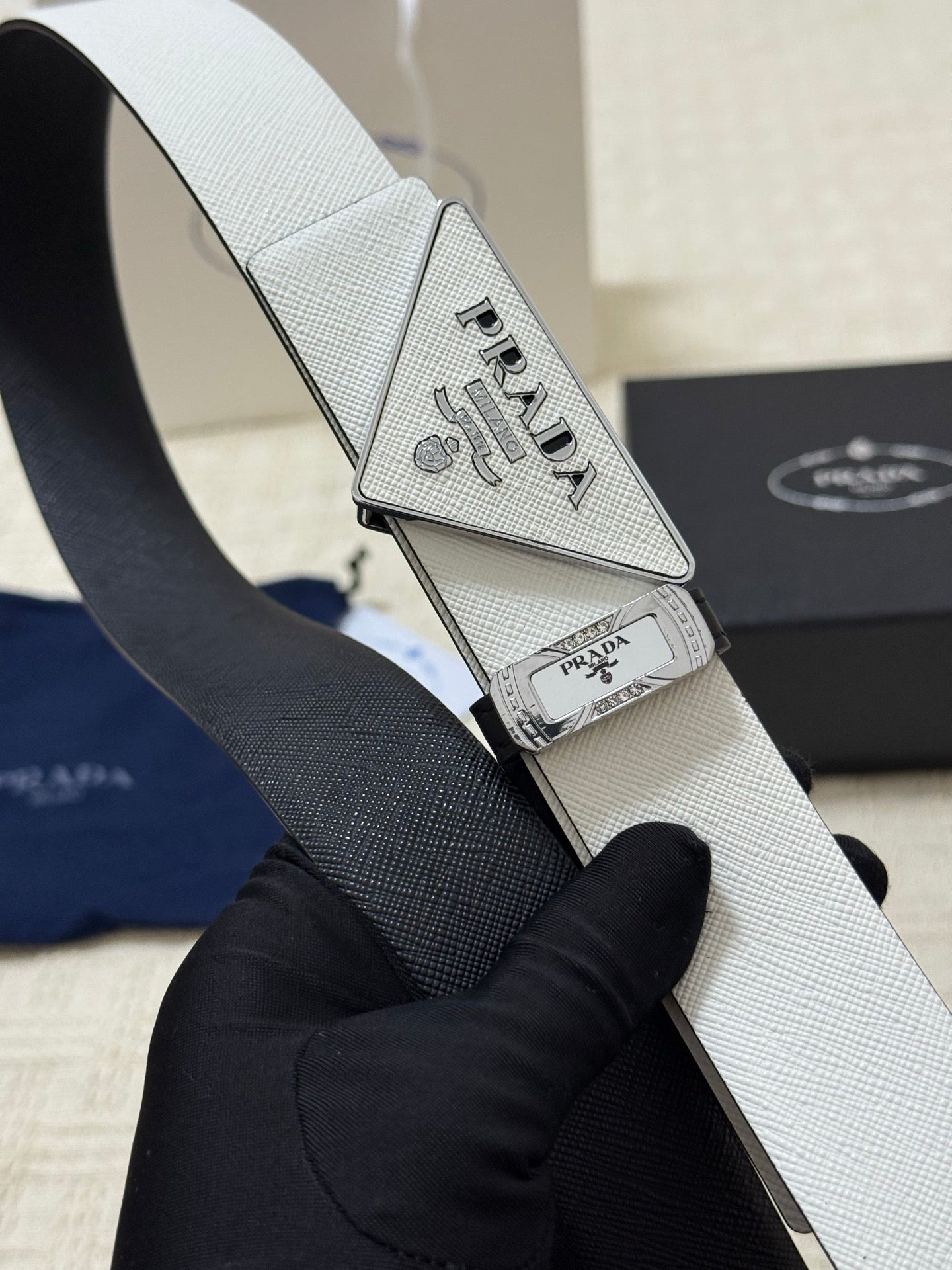 모듈러 벨트 (modular belt)