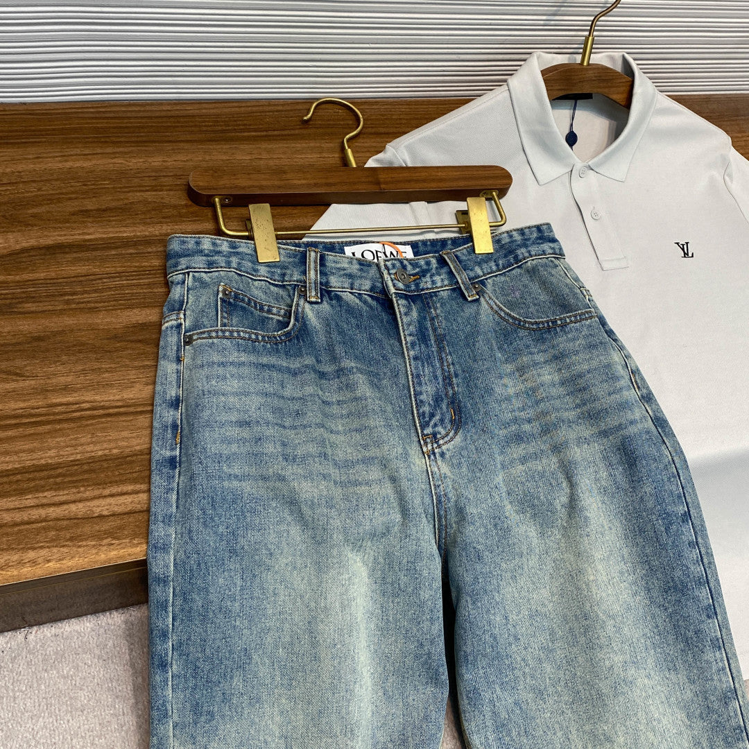 인디고 워싱 청바지 (Indigo washed jeans)