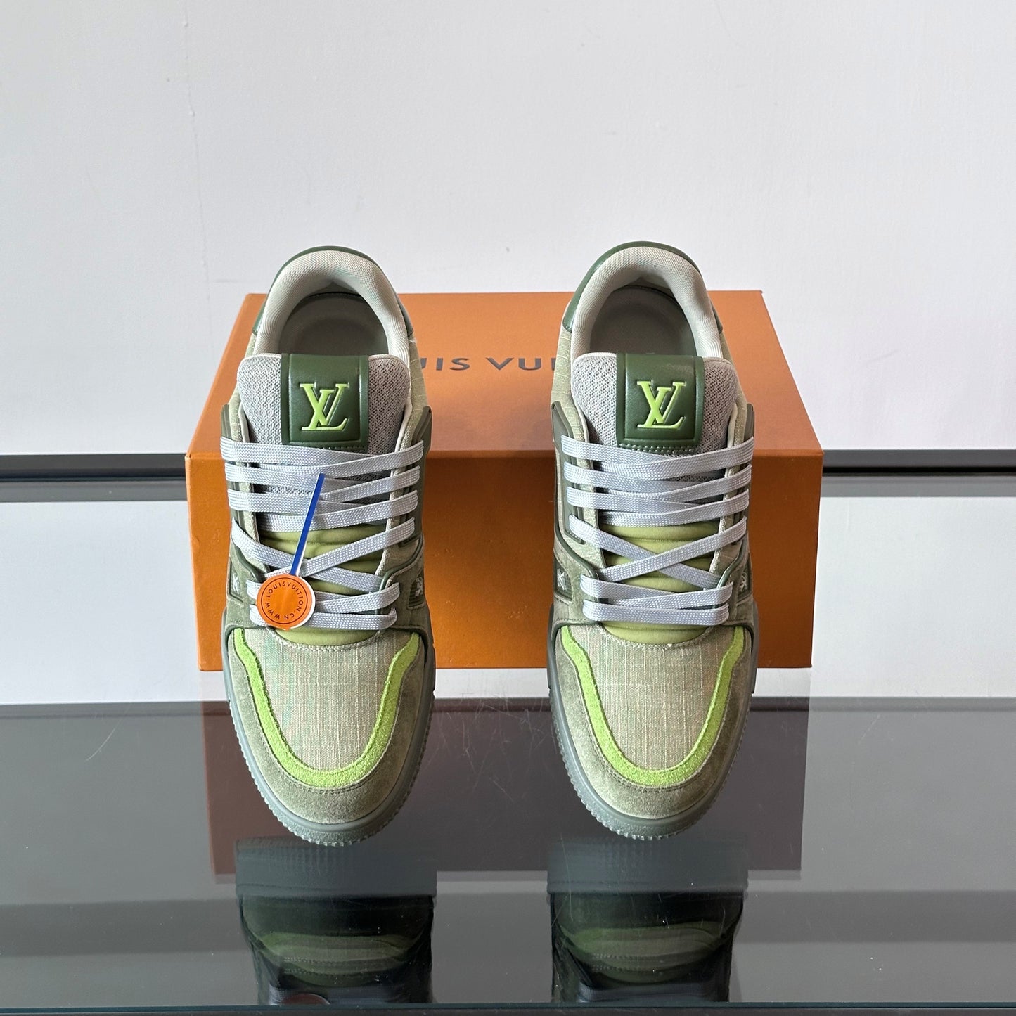 JIA 트레이너스니커즈 (JIA Trainer Sneakers)