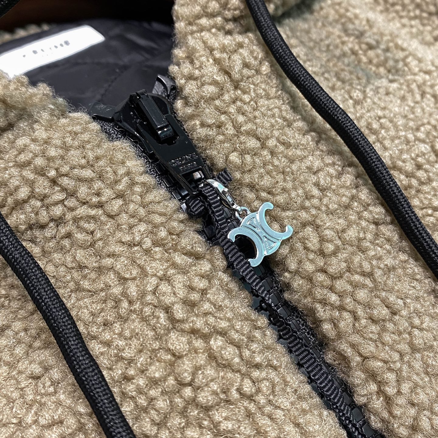 램스울 퀼팅 후리스점퍼 (Lambswool quilted fleece jumper)