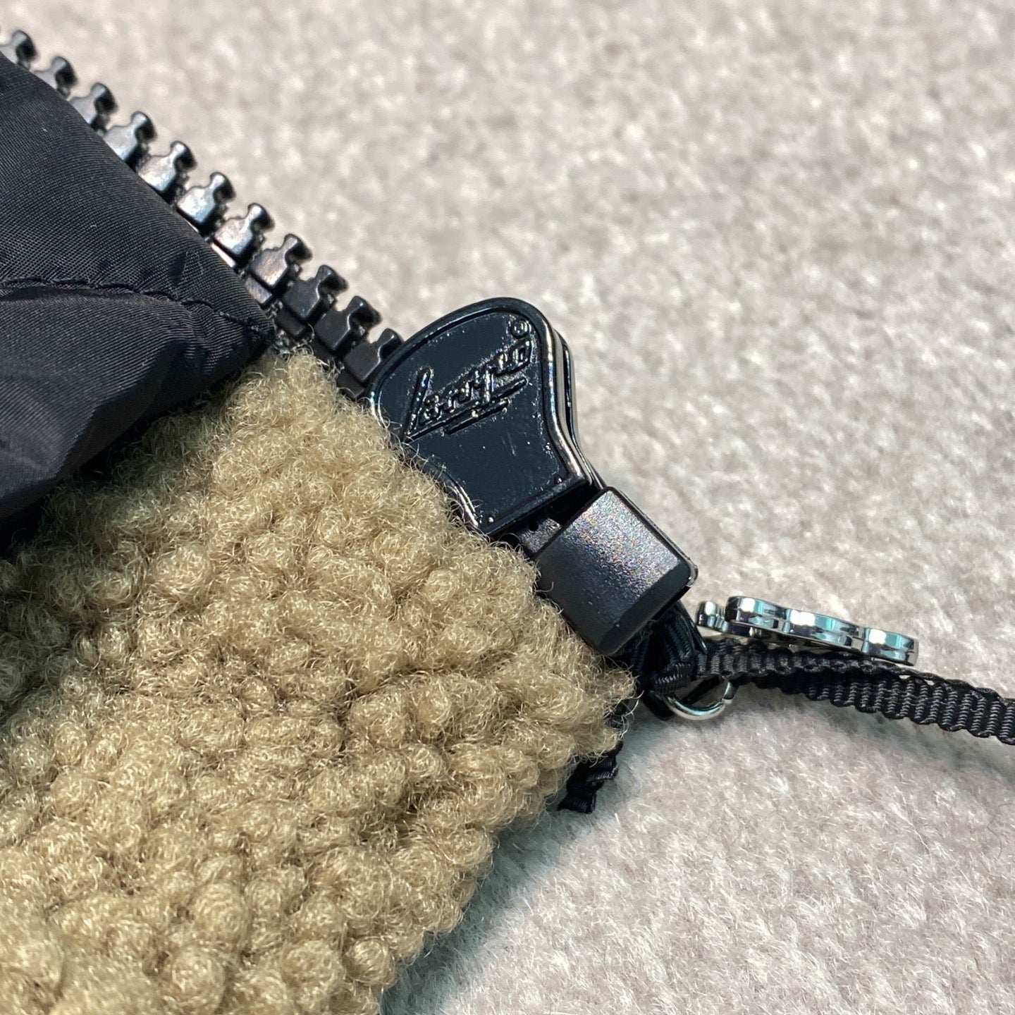 램스울 퀼팅 후리스점퍼 (Lambswool quilted fleece jumper)