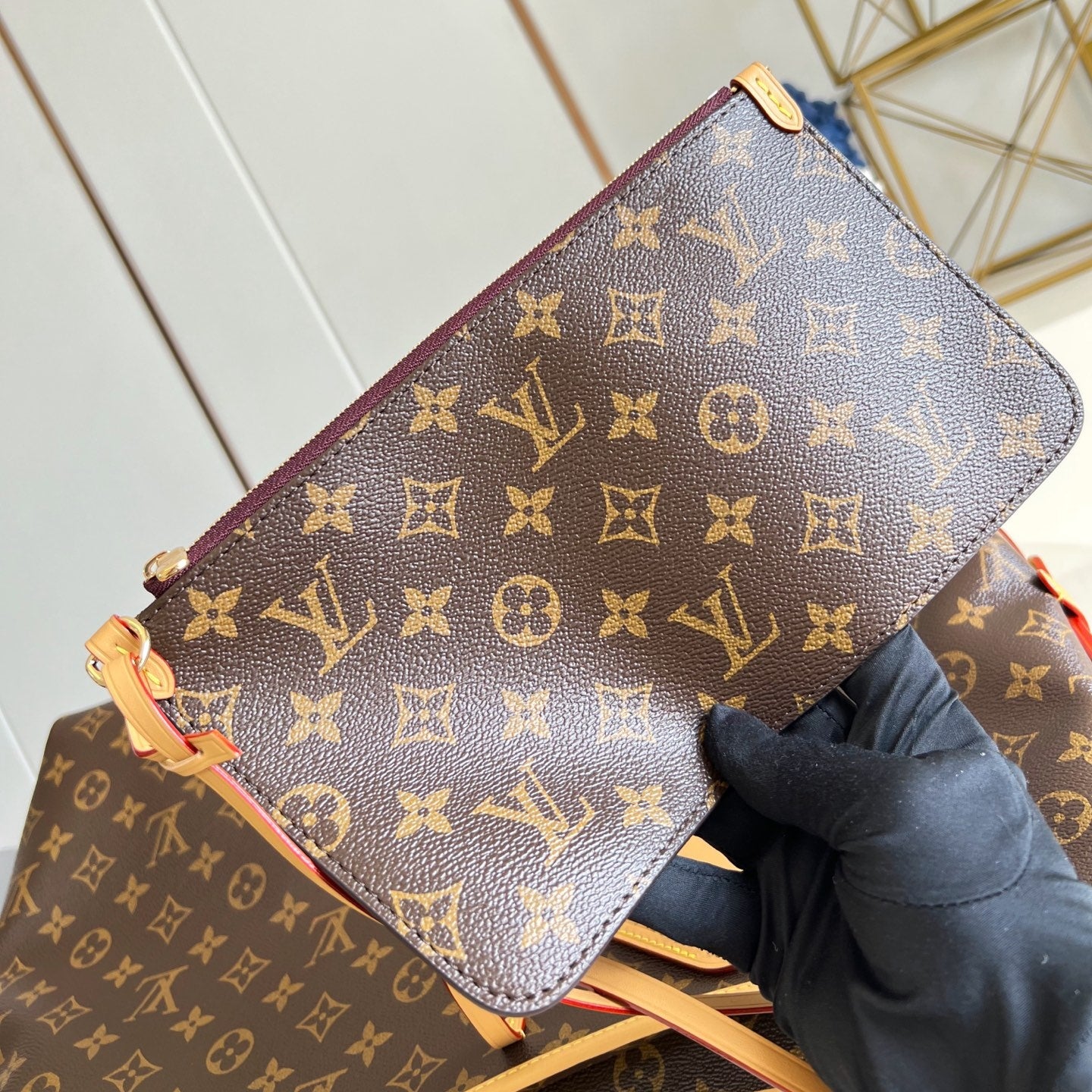 캐리올 (Carry-all)