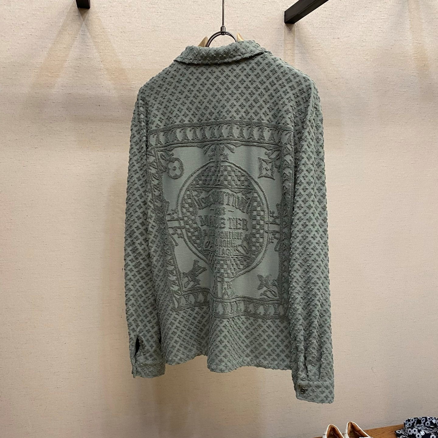 모노그램 셔츠 (monogram shirt)