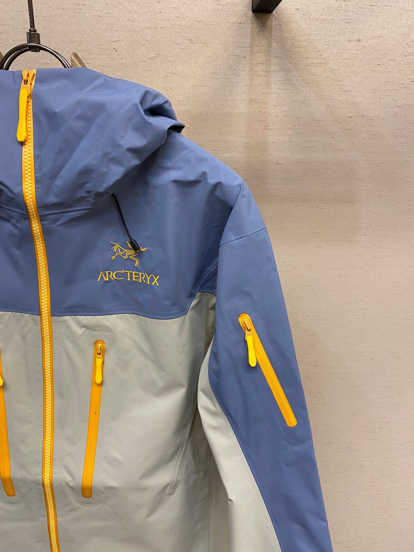 하드쉘 스키 뷘드브레이커 (Hardshell ski Wundbreaker)