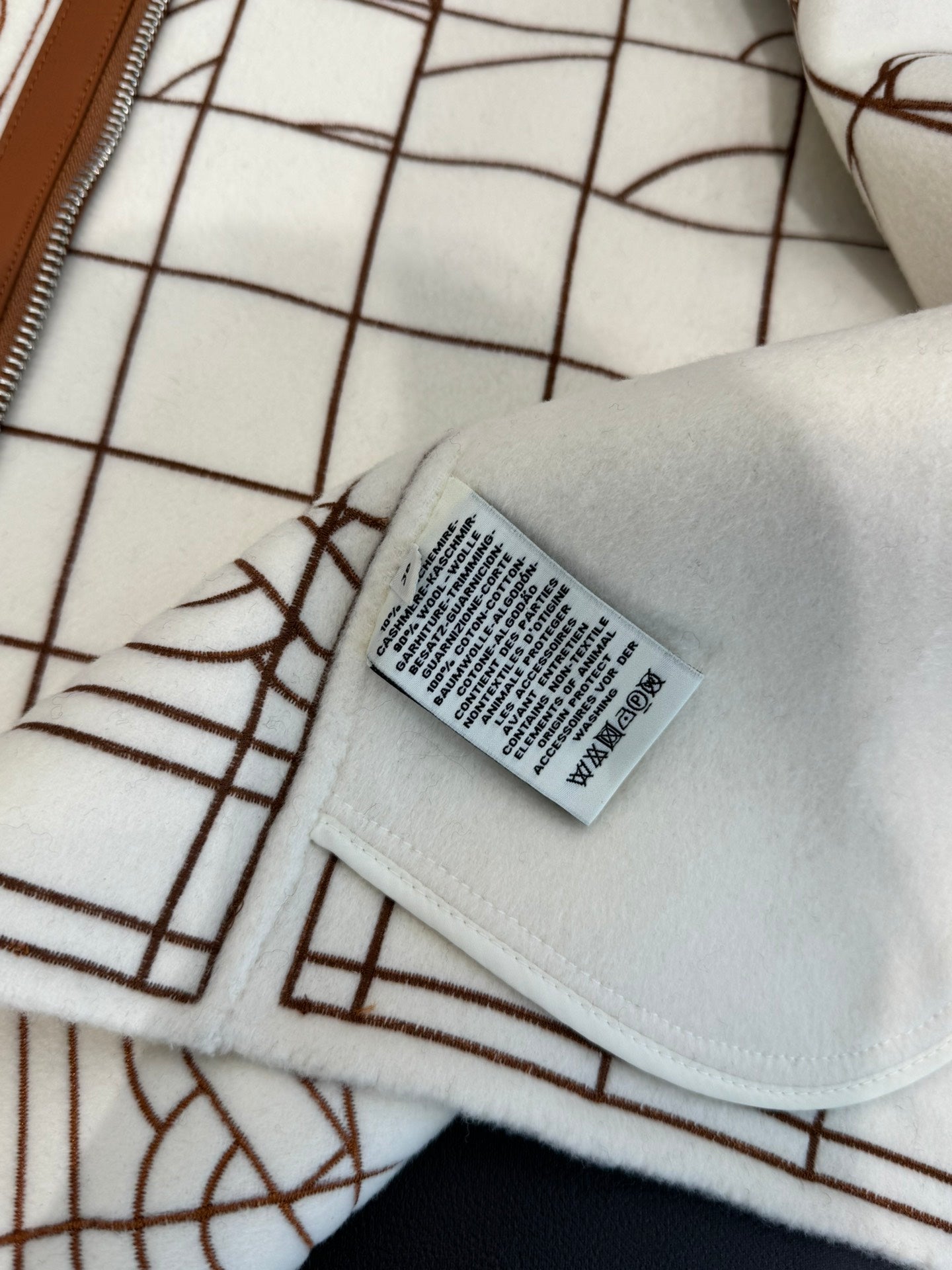 헤비 캐시미어 자켓 (Heavy cashmere jacket)