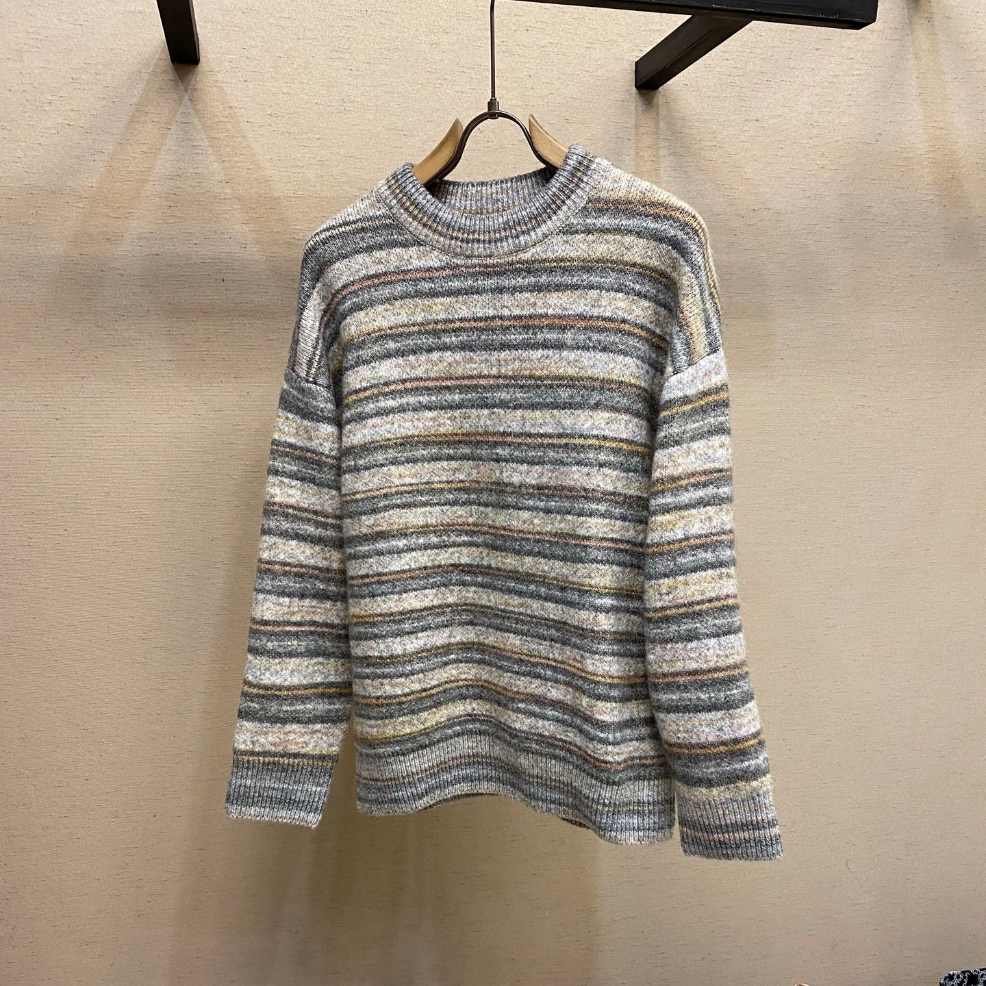 풀오버 니트 (pullover knit)