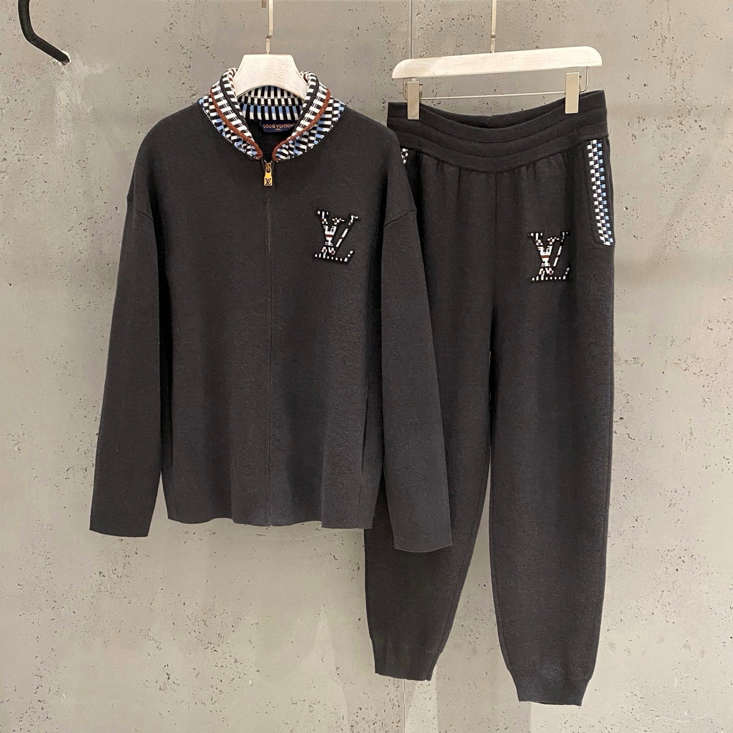 크로셰 트레이닝복 (crochet tracksuit)