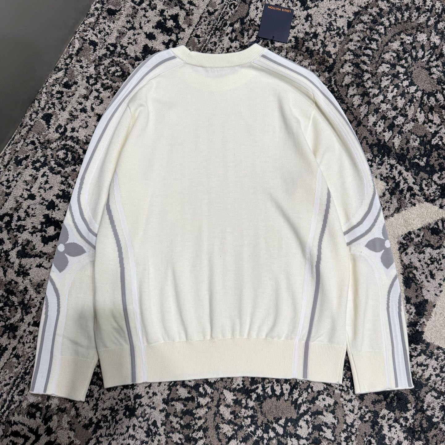 플로럴 니트티 (floral knit tee)