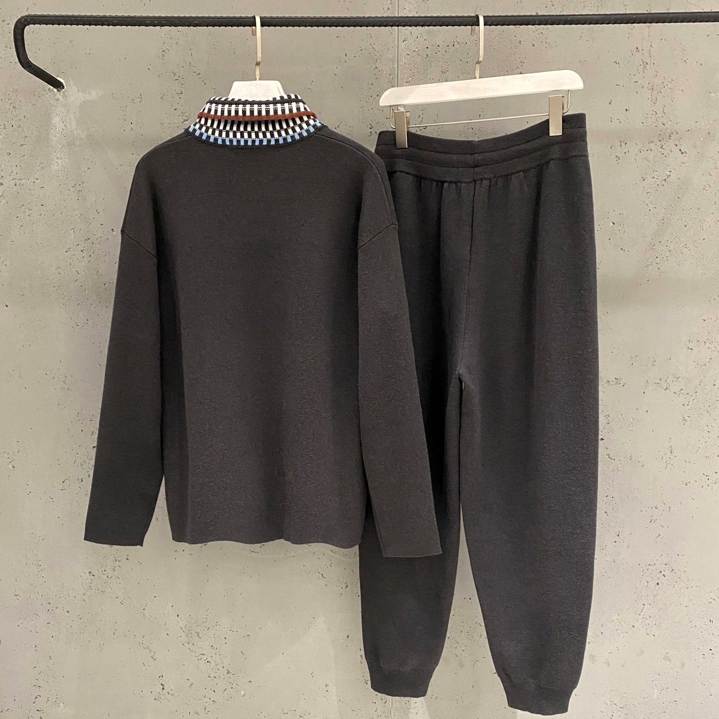 크로셰 트레이닝복 (crochet tracksuit)