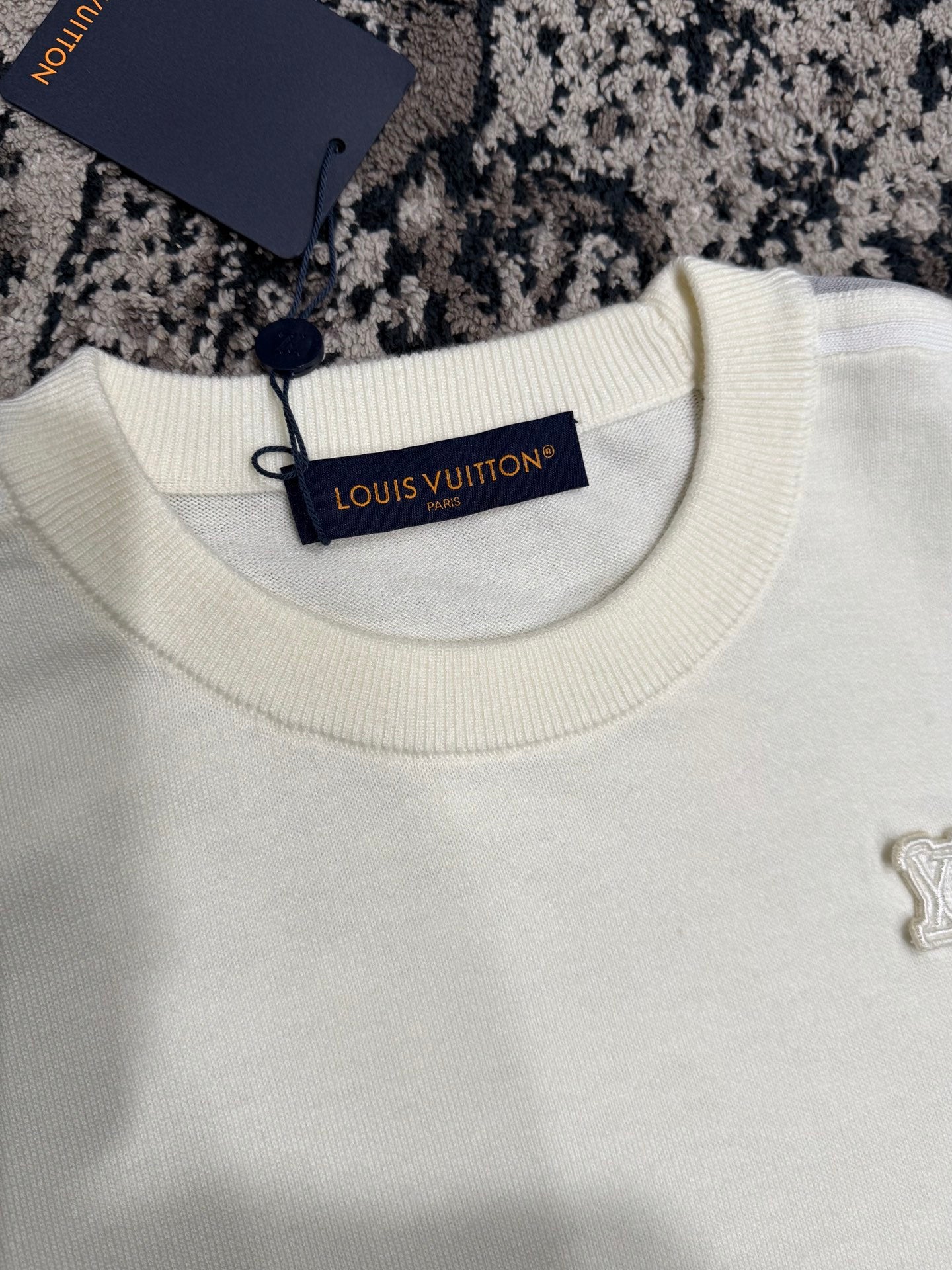 플로럴 니트티 (floral knit tee)