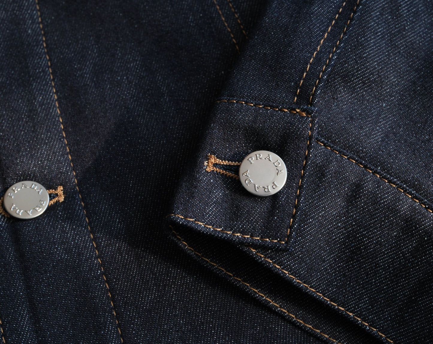 워시드 데님자켓 (Washed denim jacket)