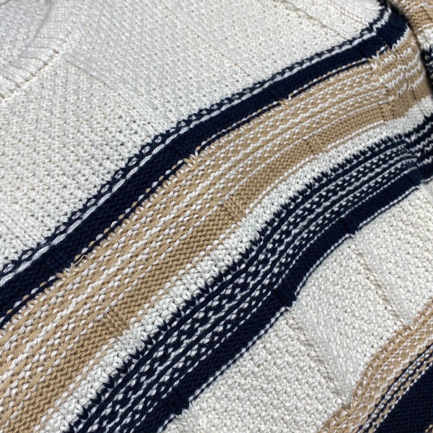 블렌드 니트 (blend knit)