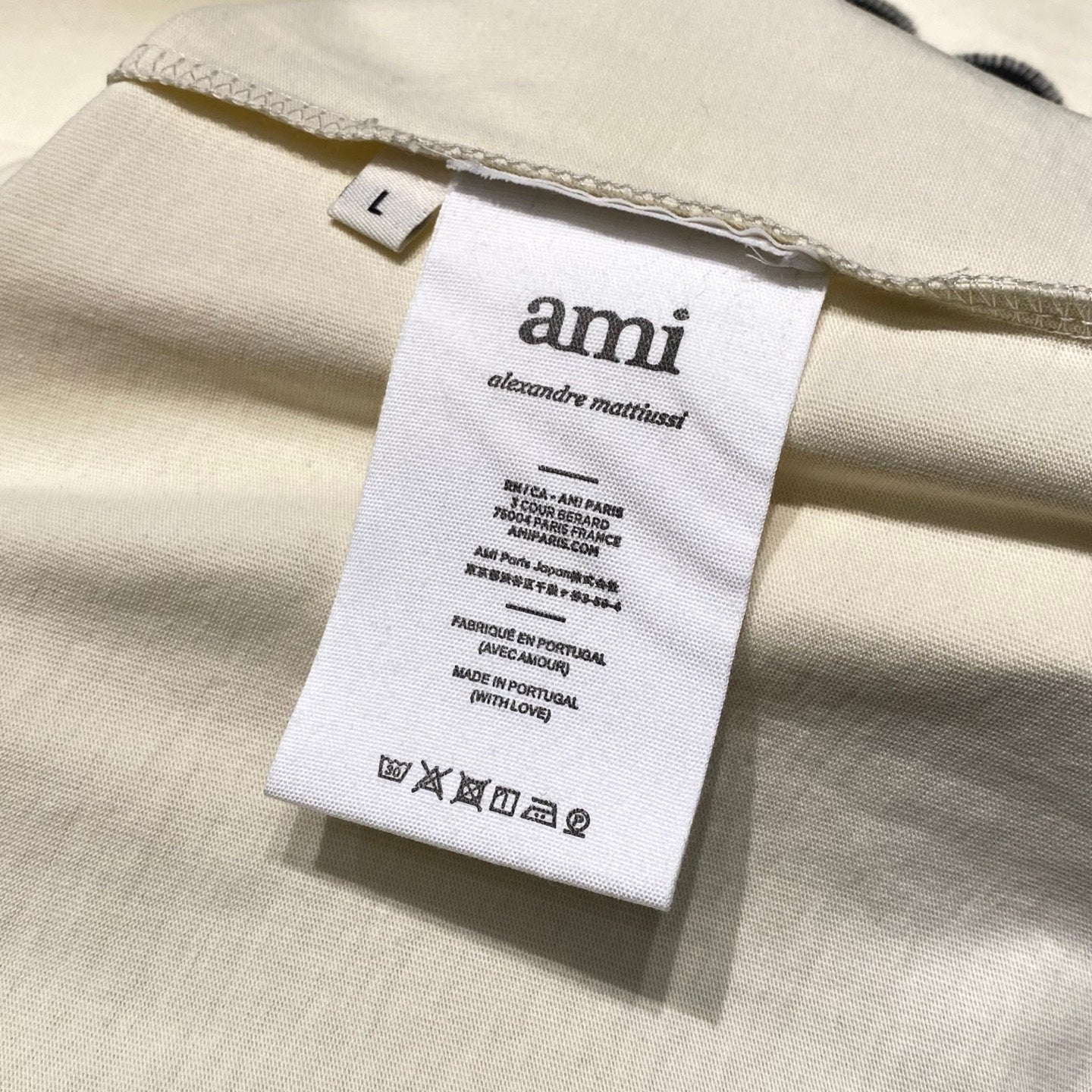 아플리케 티셔츠 (applique t-shirt)