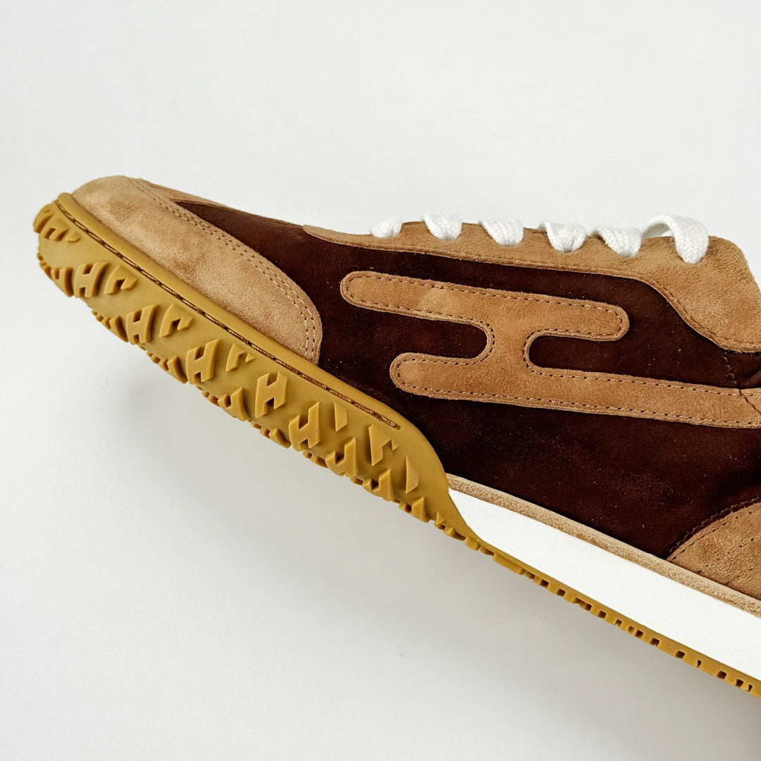 젯 트레이닝 슈즈 (Jet training shoes)