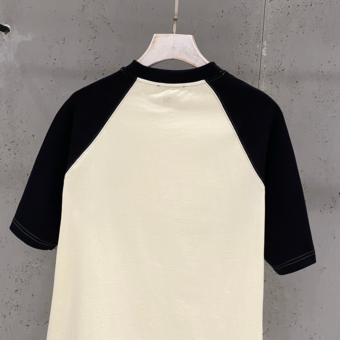 아플리케 티셔츠 (applique t-shirt)