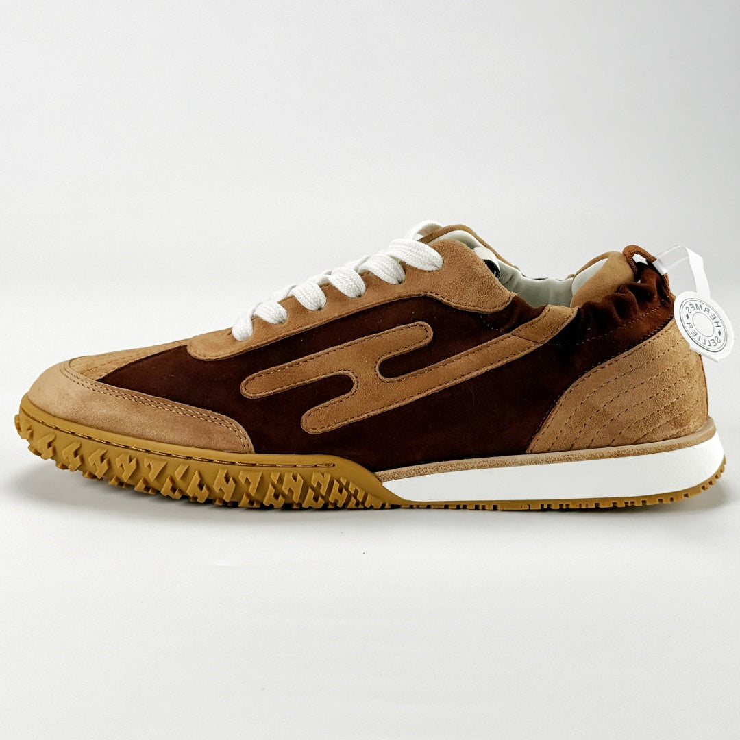 젯 트레이닝 슈즈 (Jet training shoes)