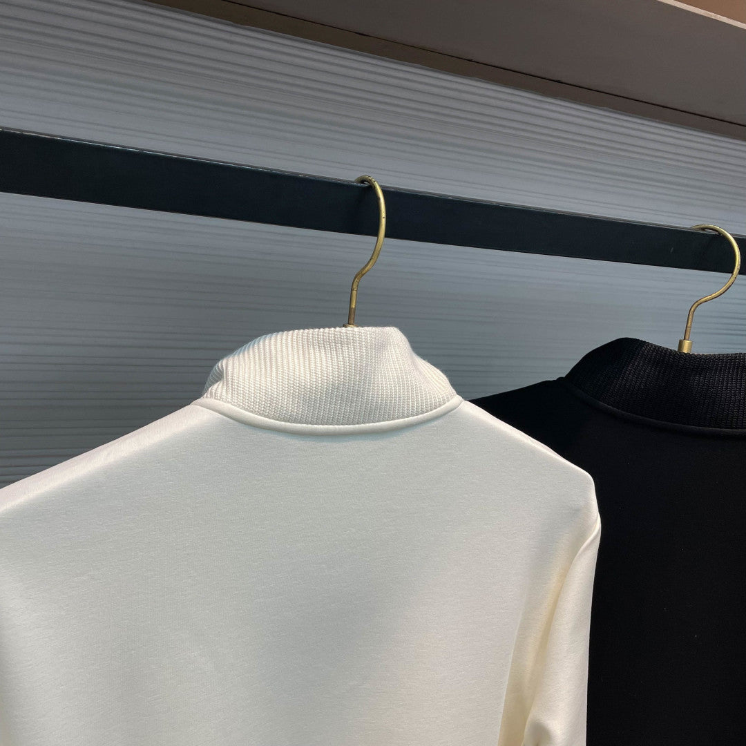 하프 집업 니트티 (Half-zip knit top)
