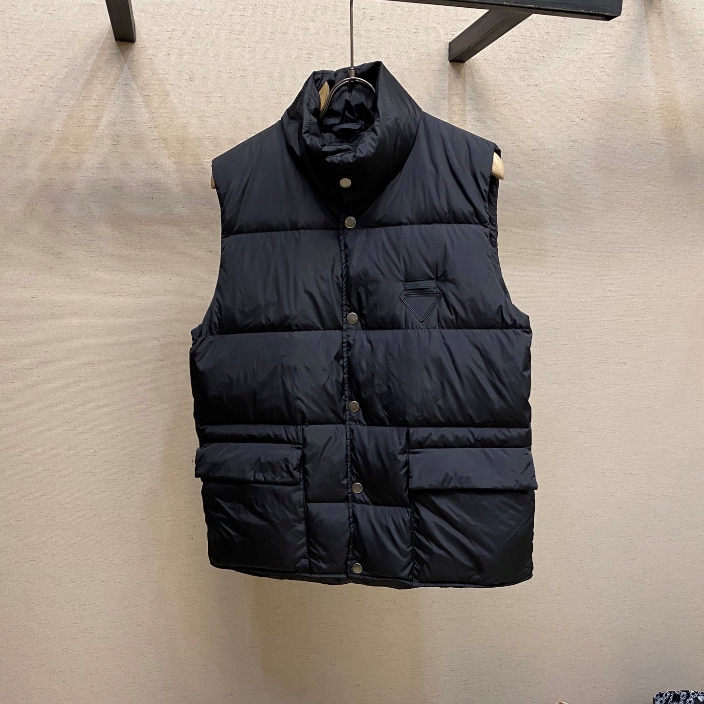 플랩포켓 패딩조끼 (Flap pocket padded vest)