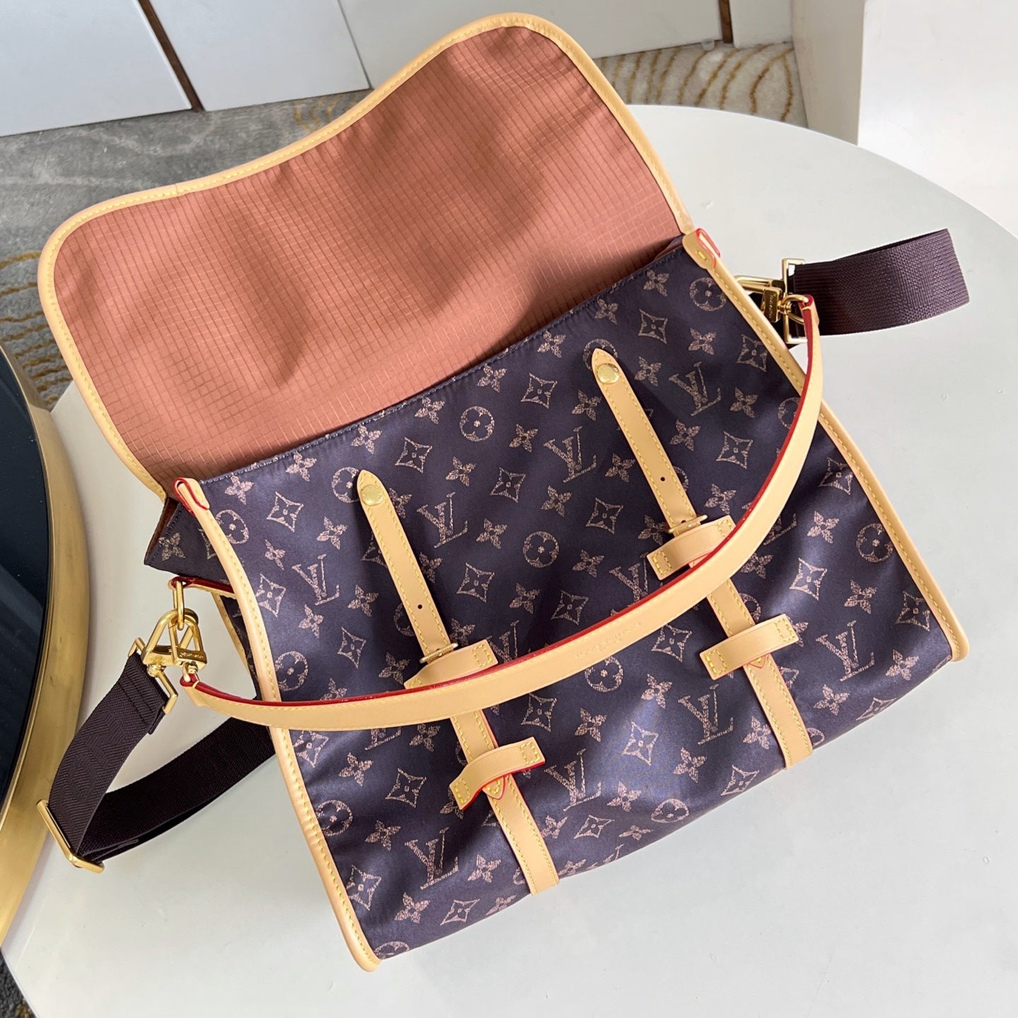 제트 래그 백 MM (Jet Lag Bag MM)