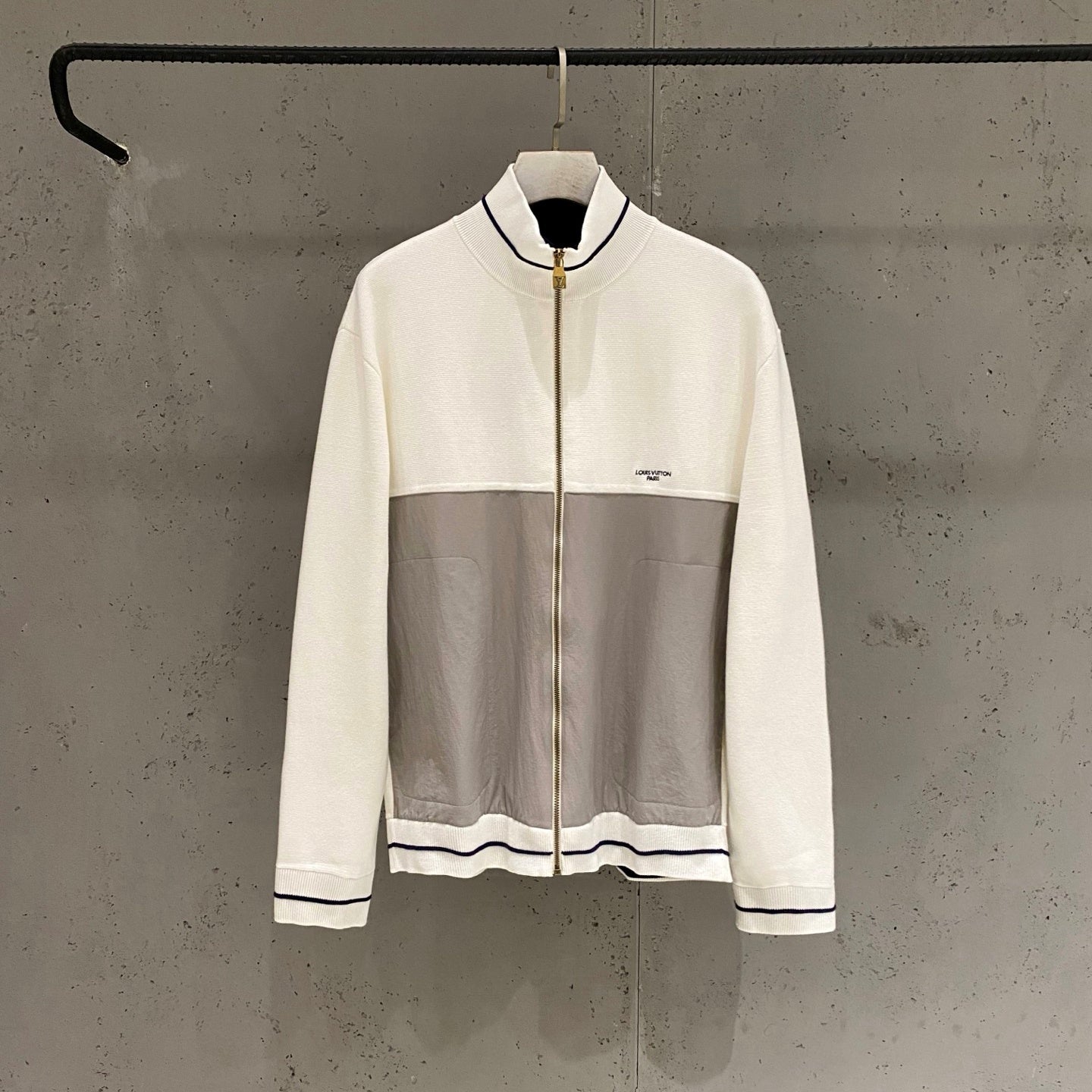 패널 코튼 집업가디건 (Paneled Cotton Zip-Up Cardigan)