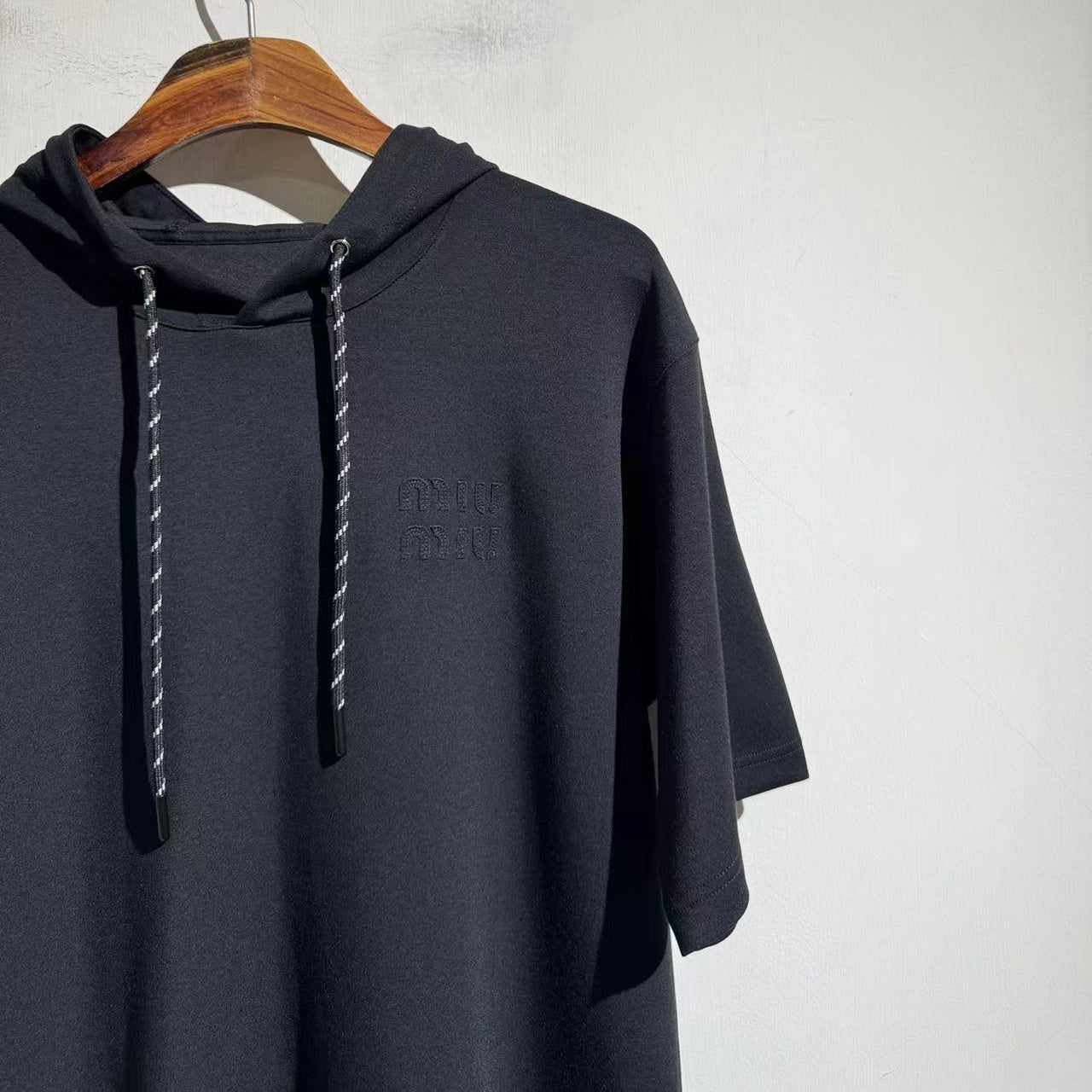 데일리 후드 반팔티셔츠 (Daily Hooded Short Sleeve T-shirt)