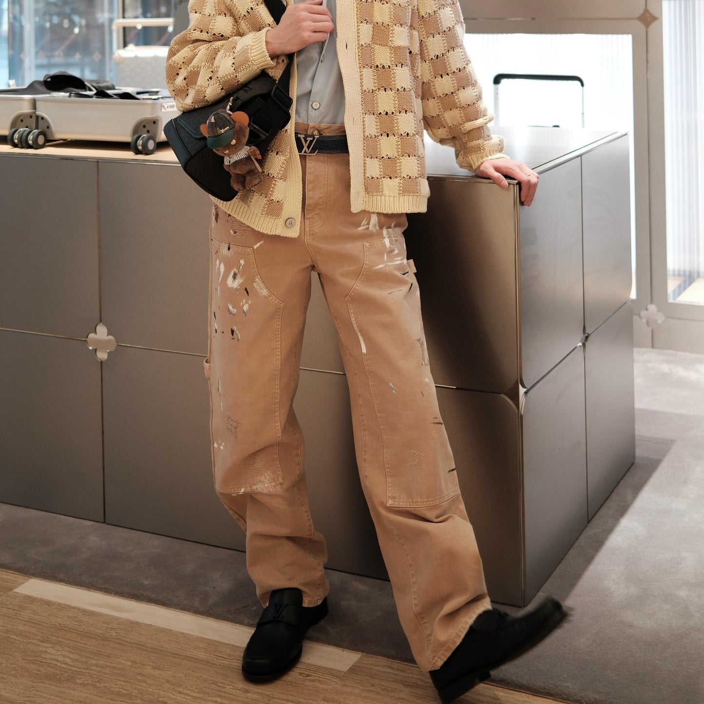 핸드페인팅 청바지 (Hand-painted jeans)