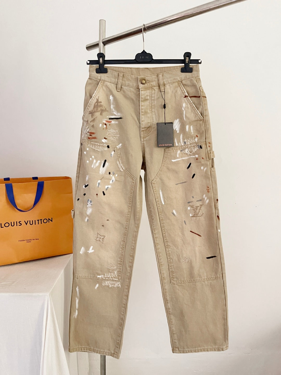 핸드페인팅 청바지 (Hand-painted jeans)