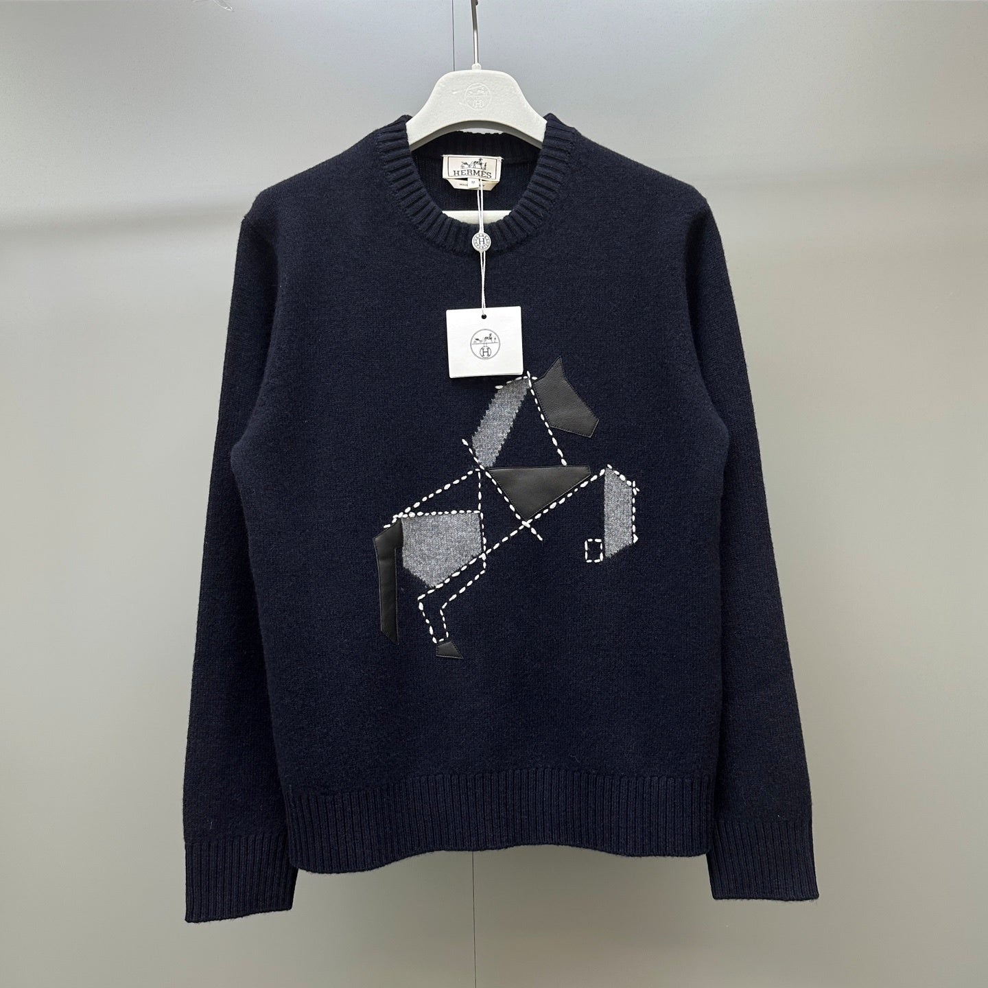 슈발 타누람 니트 (Shval Tanuram knit)