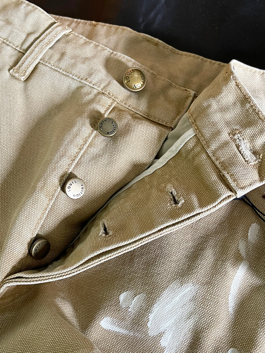 핸드페인팅 청바지 (Hand-painted jeans)
