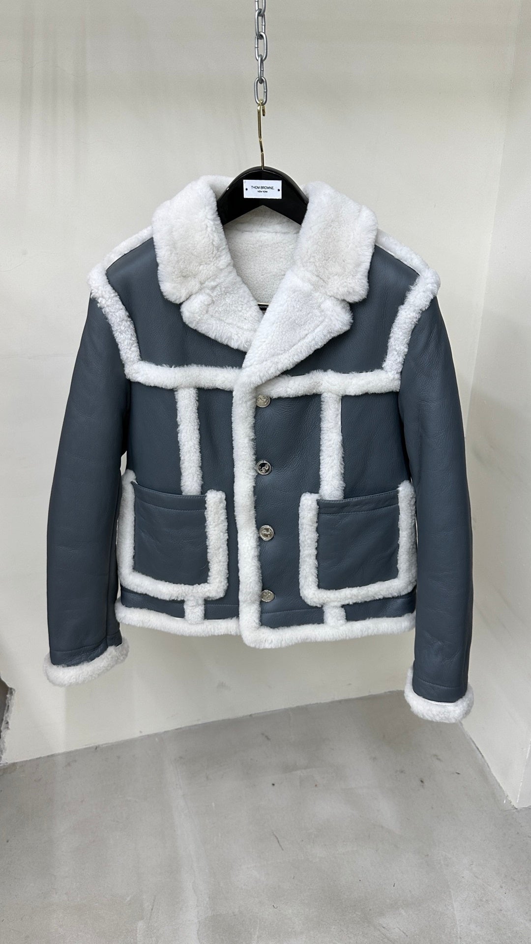 J444395.8 일체형 가죽무스탕
