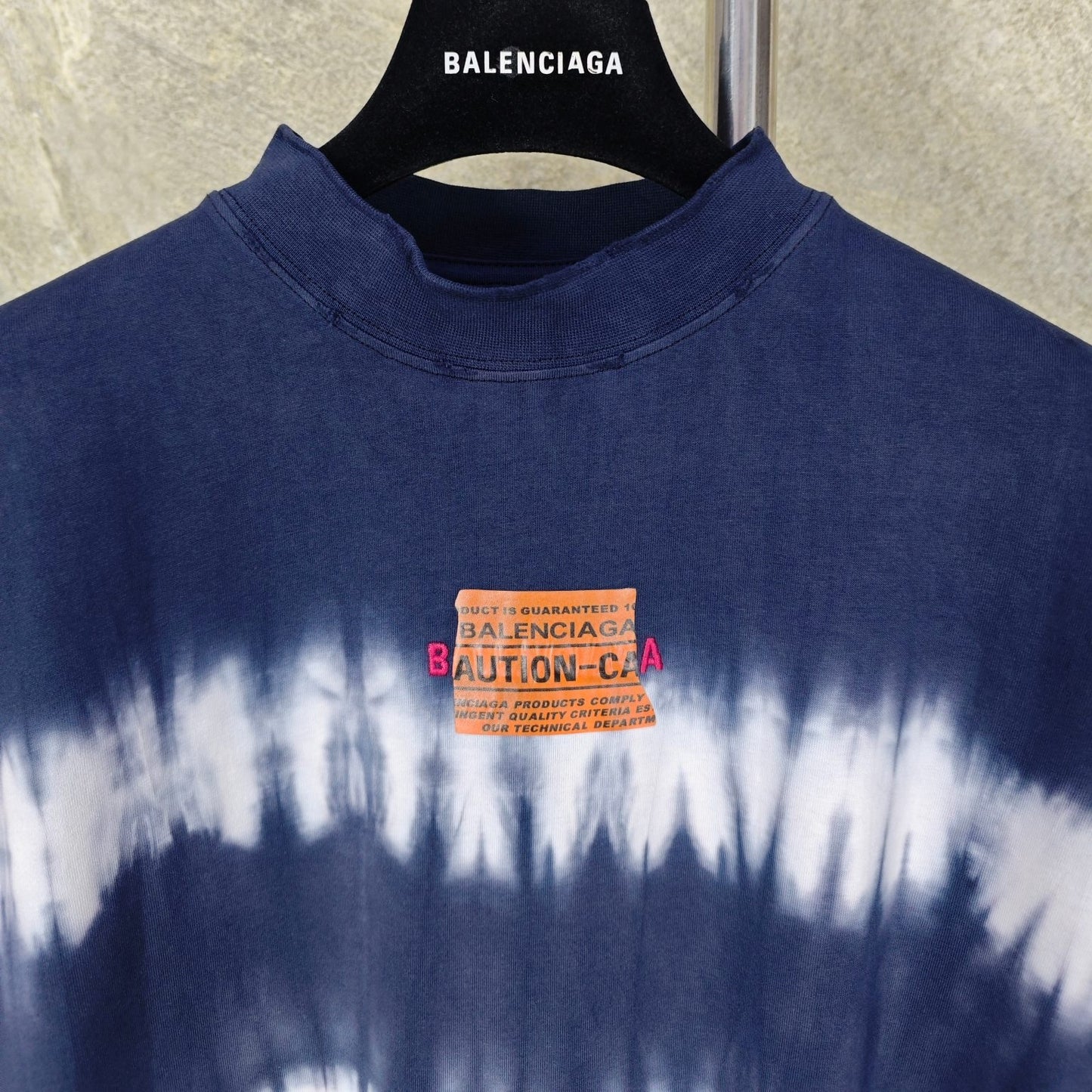 타이다이 티셔츠 (Tie-dye T-Shirt)