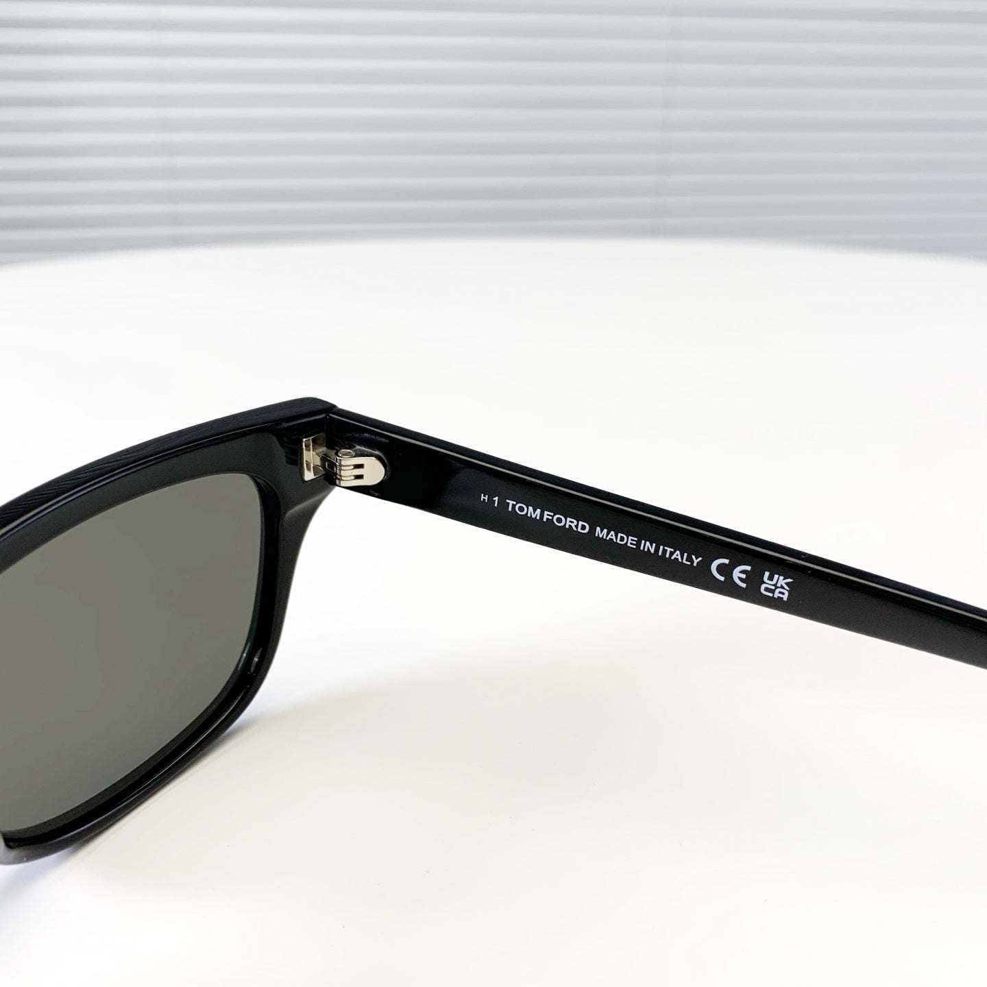톰프 선글라스 (tomp sunglasses)