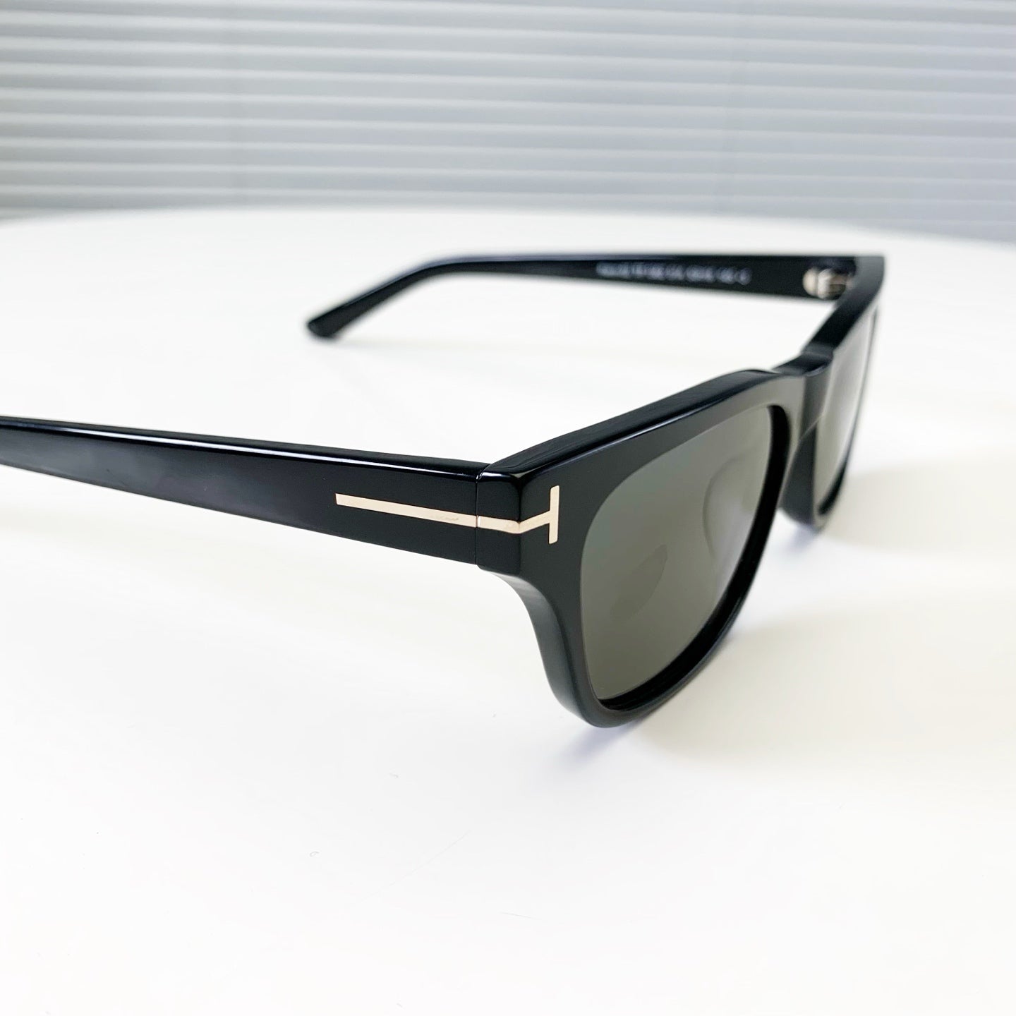 톰프 선글라스 (tomp sunglasses)